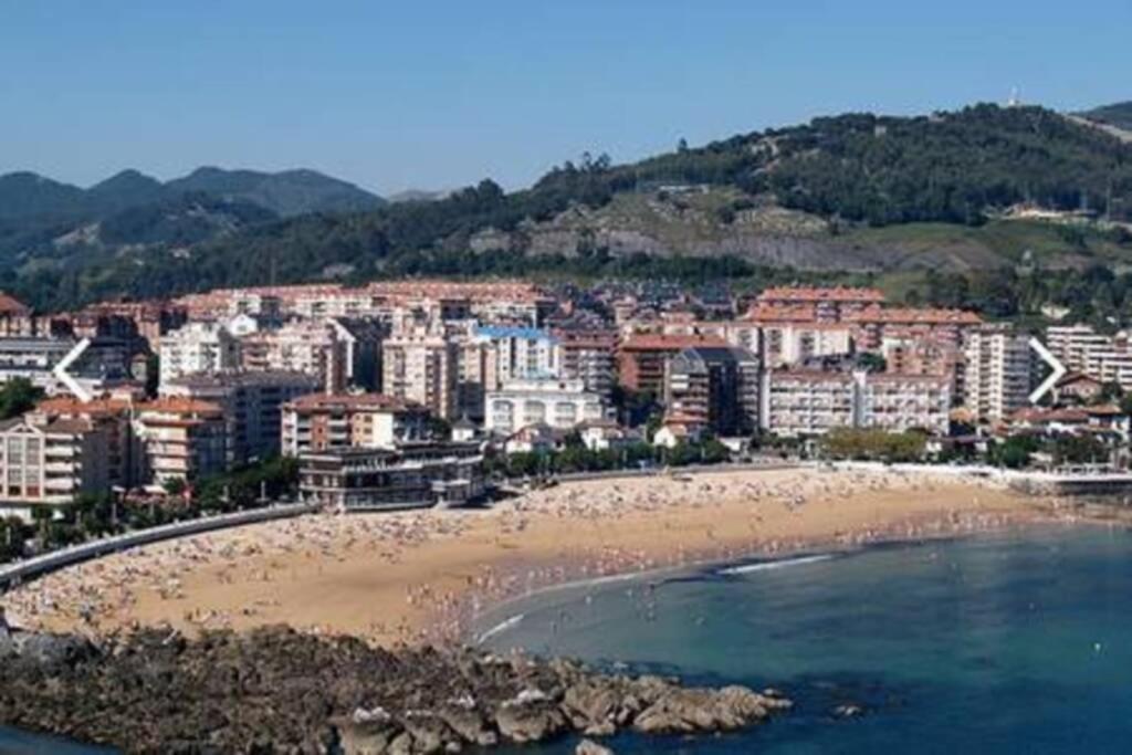 Castro Holidays - Centrico Piscina Urbanizacion Garaje Gratis Castro Urdiales Exteriör bild