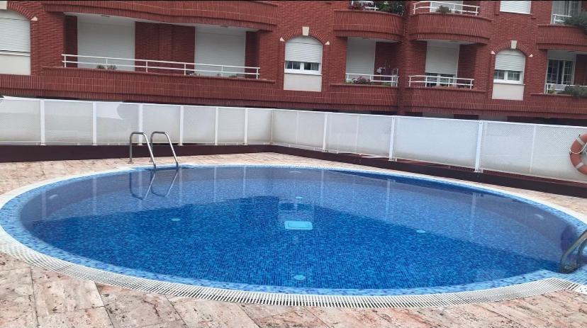 Castro Holidays - Centrico Piscina Urbanizacion Garaje Gratis Castro Urdiales Exteriör bild