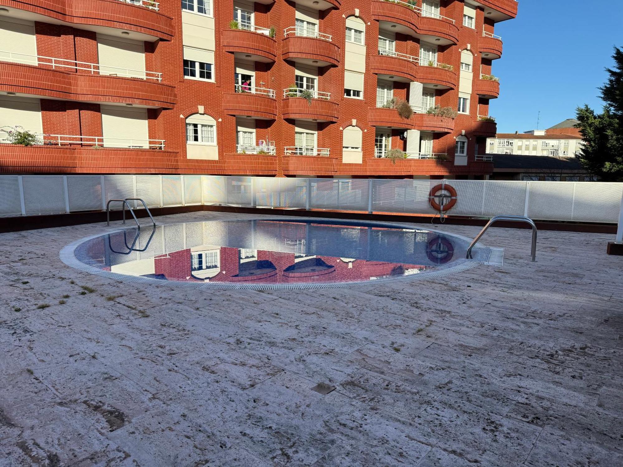 Castro Holidays - Centrico Piscina Urbanizacion Garaje Gratis Castro Urdiales Exteriör bild